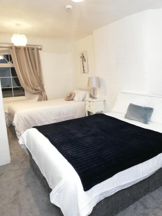 Hotel Ardhill House The Diamond, In The Heart Of Ardara Town , F94 C7X9 Exterior foto